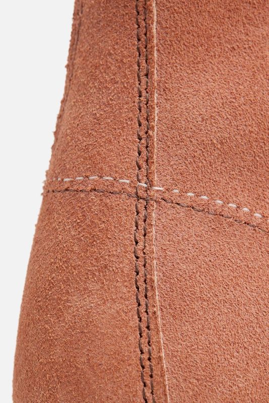 Classic Moc Toe Boots 8208 - Rose Abilene - Image 4